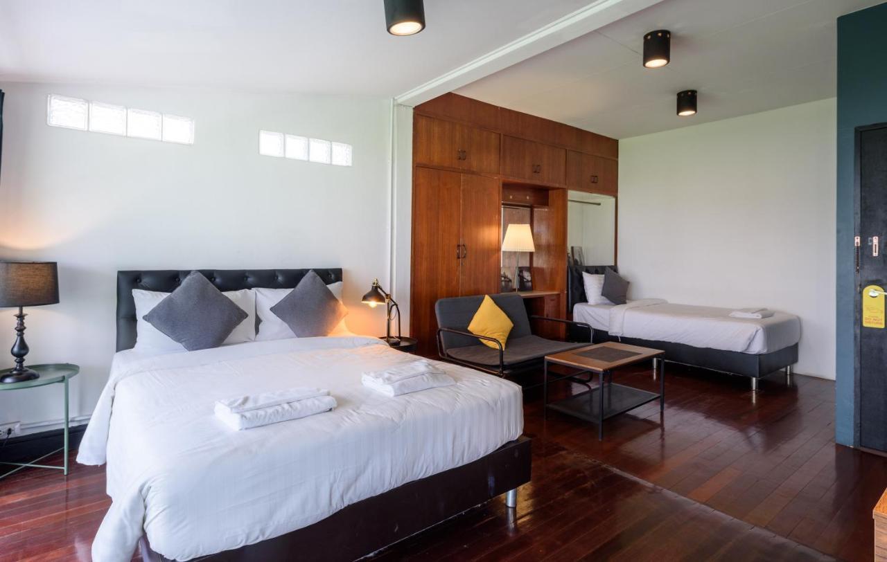 Hotel Siam Square House Bangkok Exterior foto